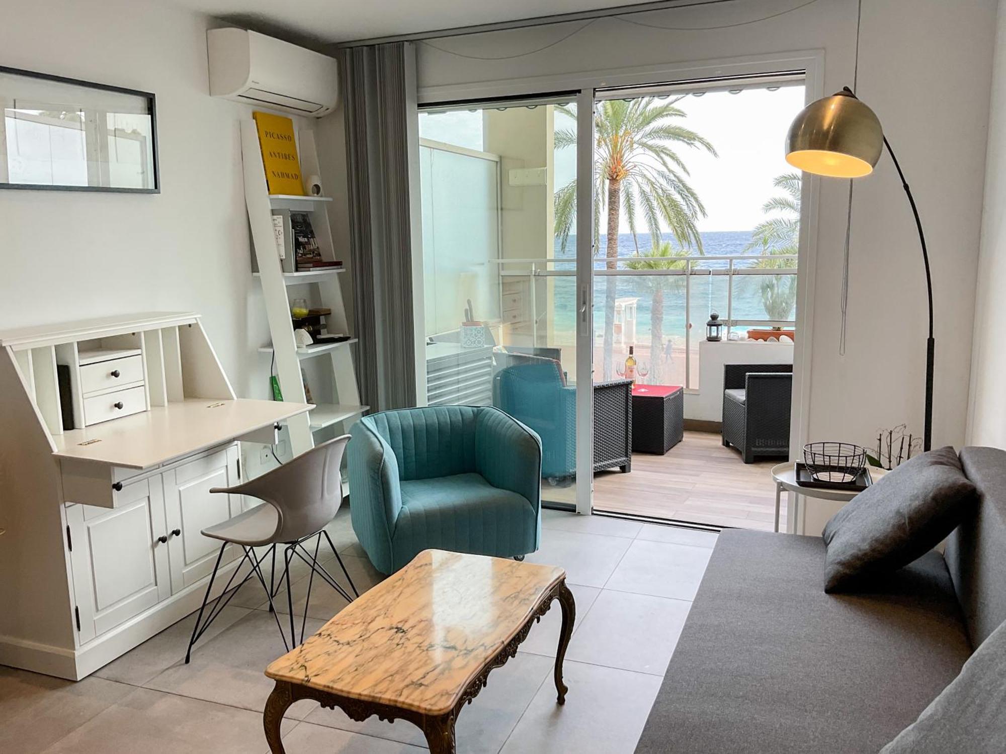 La Prom 2 - A Two Bedroom With A Sea View Апартаменты *